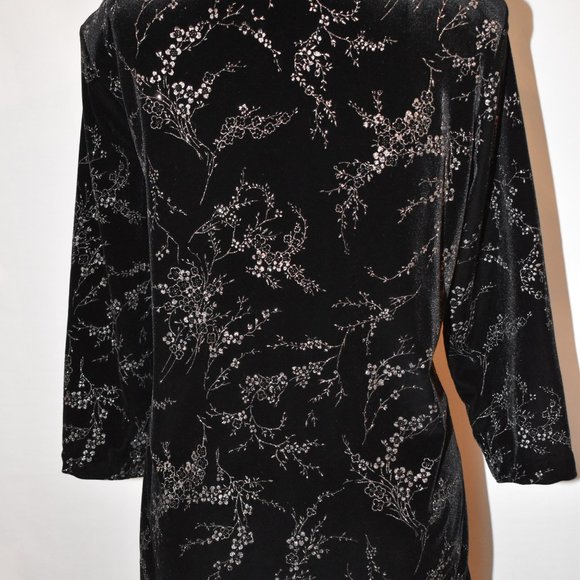 R&M Richards Petite 3 Piece Velvet Pants Suit (tops 16P & 14P - pants 14P) - Picture 4 of 16